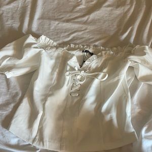 Sweetheart off shoulder top